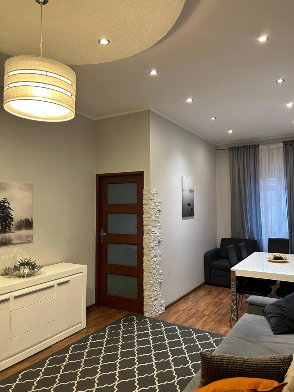 Big Apart - Rynek 8 - Nice View - 3 Rooms - 9 People Wrocław Eksteriør bilde